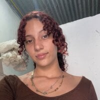 AlanaWildBunny_69 webcam model
