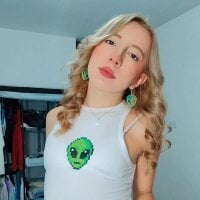 Miiaa_doll webcam