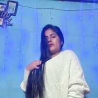 Adriana8487 webcam model
