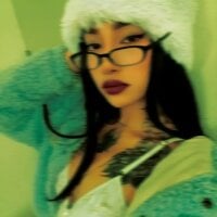 Alykass webcam model