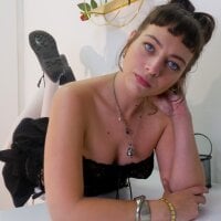 lunathekinkybrat webcam model