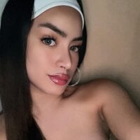hottranspinay22 webcam