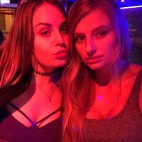 Good_and_Bad_Girls' Offline Chat Room