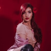 MissAnniee Adlı Modelin Çevrimdışı Sohbet Odası