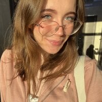 Kira_Sanders