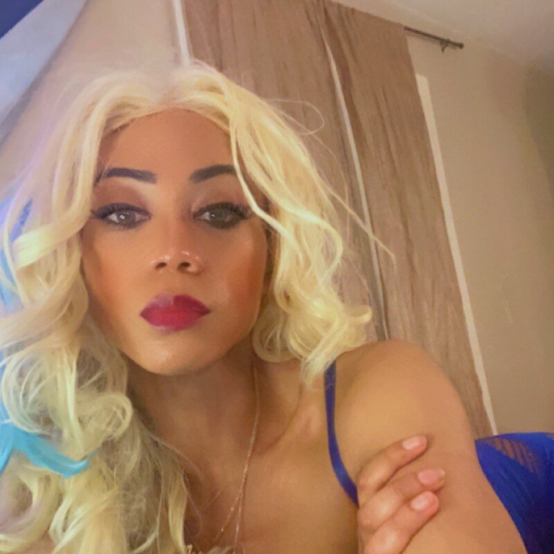 CaramelDipper live cam profile