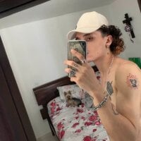 TheKing6ix9ine69's Avatar Pic