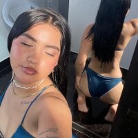 Mitsuri_Gold webcam model