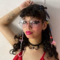 MadyStarkx webcam model