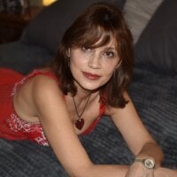 AliceCollinse webcam model