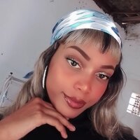 Dalila_Caro's Offline Chat Room