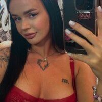 DinaTasty webcam model