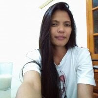 Offline chatovací místnost hotmompinay