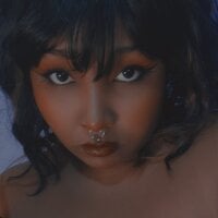 sweetRiot webcam