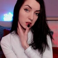 MiaKikki webcam model