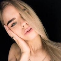 Daisy_scally1 অফলাইন চ্যাট রুম