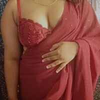 bold_kiara webcam model
