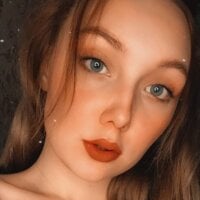 LeslieMoores Adlı Modelin Çevrimdışı Sohbet Odası