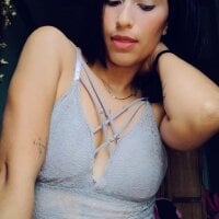 cruellasaludable webcam model