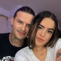 cami_and_nikky's Avatar Pic