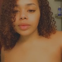 aqueen_'s Offline Chat Room