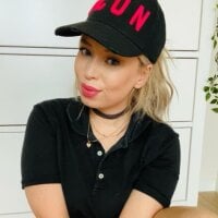 ninaverbeek's Profile Pic