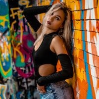 LadyHottCum's Avatar Pic