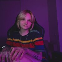 kiki_shy офлайн чат стая