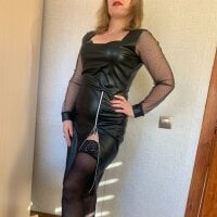 MistressMilfa model avatar