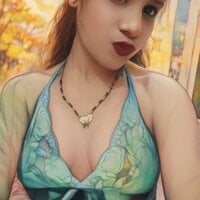 69_Pose_Sex webcam model