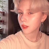 HenriettaBestwick's Offline Chat Room