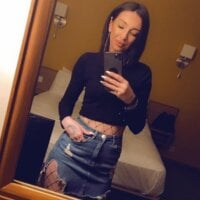 SophieeDee1's Offline Chat Room