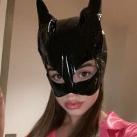 horny18lisa's Offline Chat Room