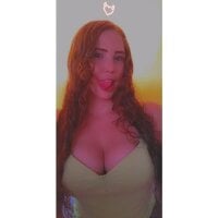 sofia_sqirtng19's Offline Chat Room