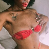 GoddessLarah's Offline Chat Room