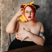 Lana_Bananass' Offline Chat Room