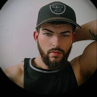 1Nic3Dice4You's Offline Chat Room