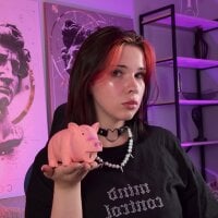 AliceSunday webcam