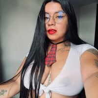 Devilsweet17 webcam model