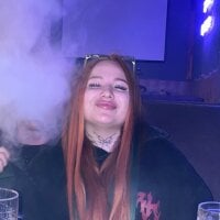 vika-dressy webcam model