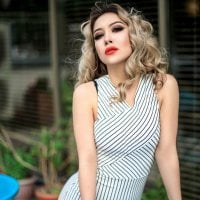 Roxxy_Kisska's Offline Chat Room