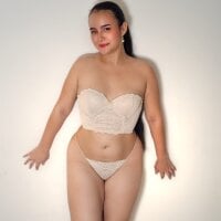 Aleja_Martinez_'s Offline Chat Room