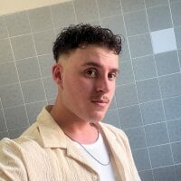 jaxaroney1 webcam