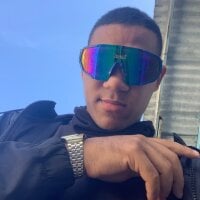 rino0000's Avatar Pic