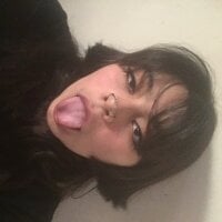 romeroneko's Offline Chat Room