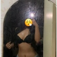 Ismahaniiii's Offline Chat Room