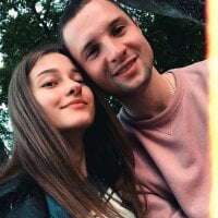 KenAndMonica offline chatrum