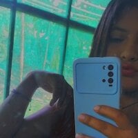 tetasgrandes300's Offline Chat Room