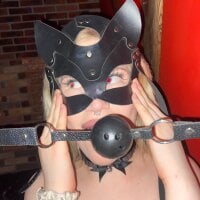 ElbaBrown webcam model