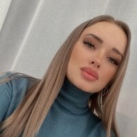 Lilli_Bello 个人资料图片